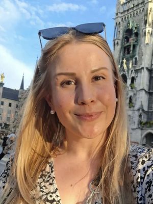Allisia, 57