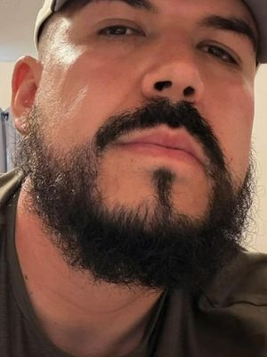Cristian, 31