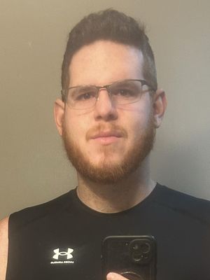 Ben, 25