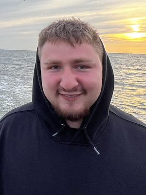 Joe, 23