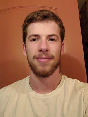 Max, 22