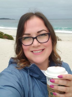 Sonia, 44