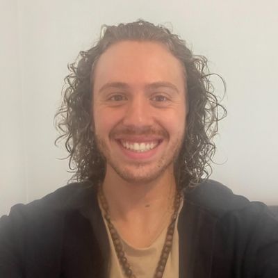Rafael, 25