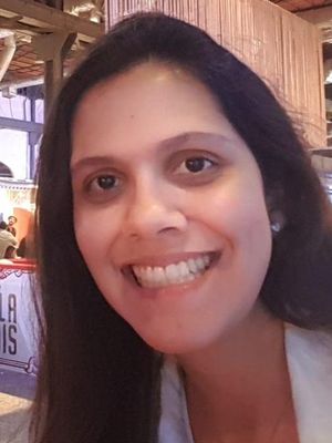 Priscila, 38