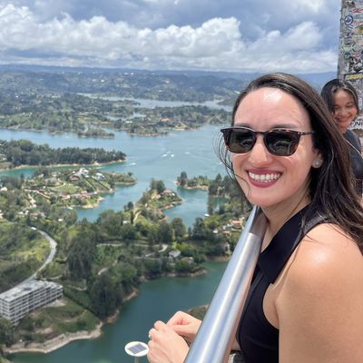 Paulette, 35