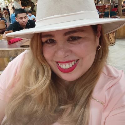 Susana, 40