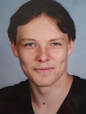 Constantin, 24