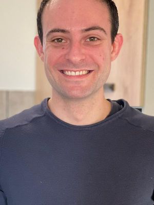 Thomas, 36