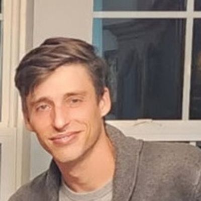 Aaron, 33