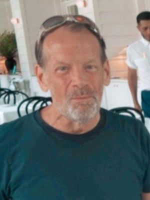 Bruce, 64