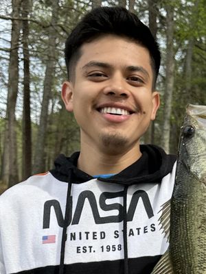 Alex, 22