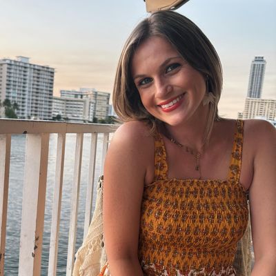 Melissa, 26