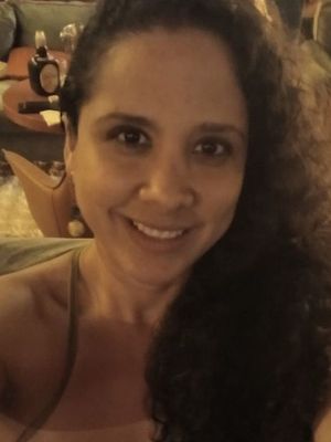 Angelica, 43