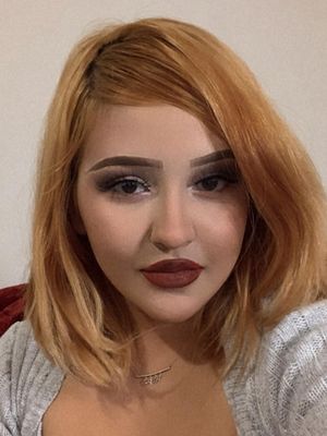 Maria, 25