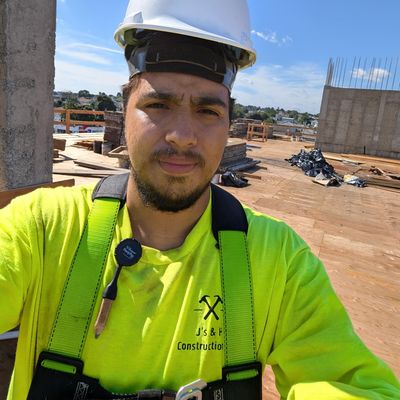 Levi, 26