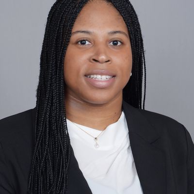 Tamara, 27