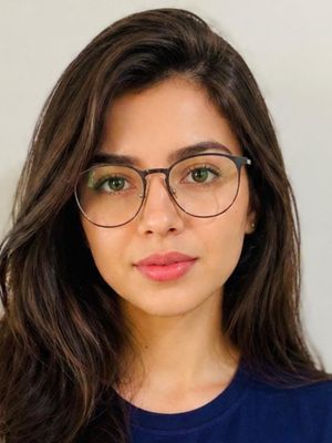 Maria Ester, 28