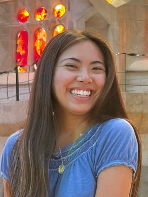 Carlena, 26