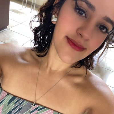 Angelica, 27
