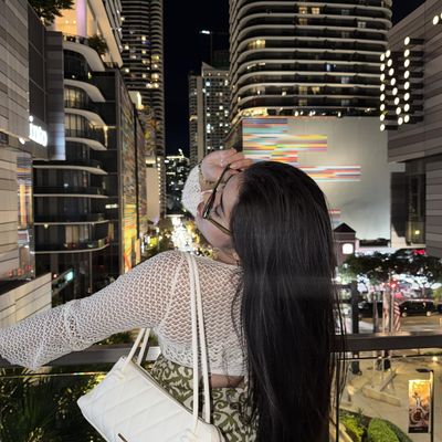 Viviam, 20