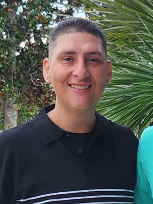 Giovanny, 43