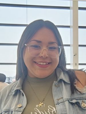 Zyanya, 31