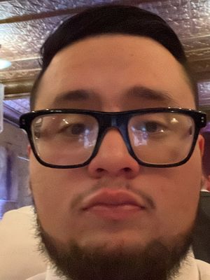 Liam, 23
