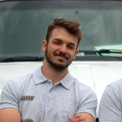 Marcello, 25