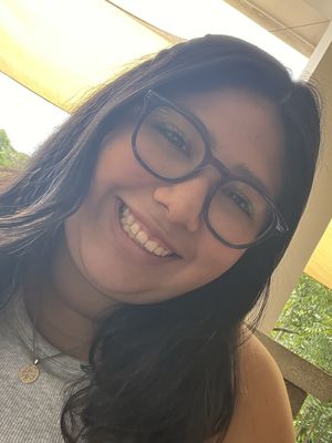 Andrea, 22