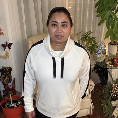 Amanda, 36