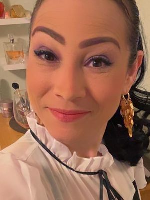 Flavia, 45