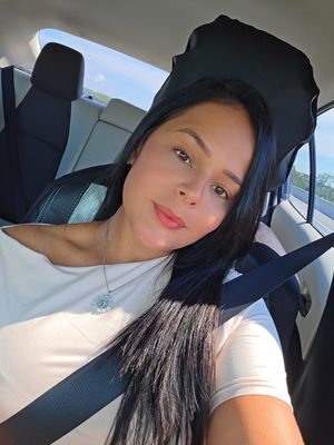 Mayra, 36