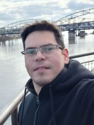 Gustavo, 36