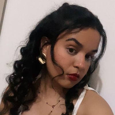 Miriam, 23