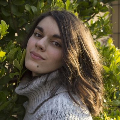 Alyssia, 32