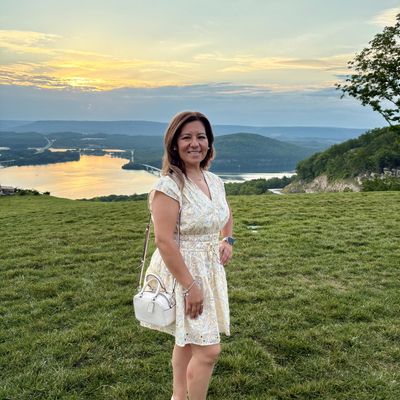 Connie, 42