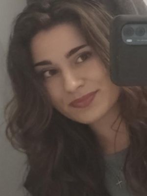Angelina, 24