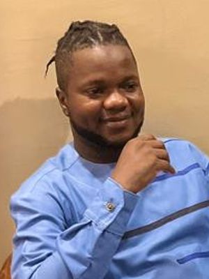 Niyi, 34