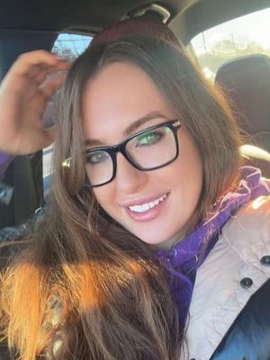 Linda, 36