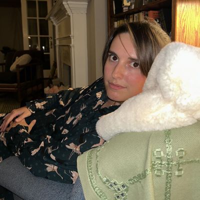 Anne, 25