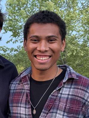 William, 25