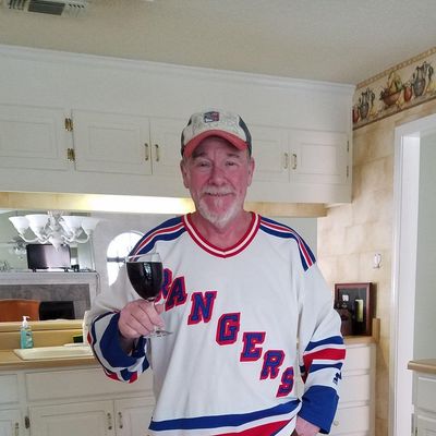 Tom, 75