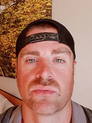 Joe, 39