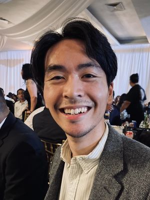 Alex, 26
