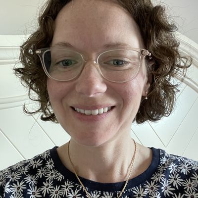 Amy, 40