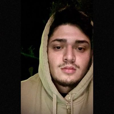 Dennys, 29