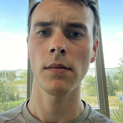 Aymeric, 27