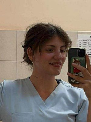 Dominika, 23
