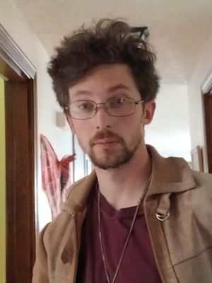 Kenneth, 32