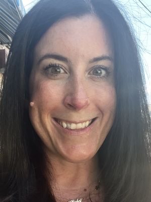 Kate, 39